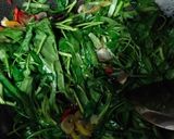 Foto langkah ke 4 dari resep Sayur Bening Kangkung.