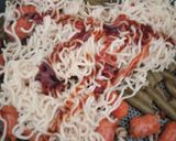 Foto del paso 3 de la receta: Noodles con judías verdes y chistorra con salsa yakitori