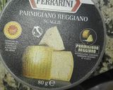 Foto del paso 4 de la receta: Ensalada de espicanas con parmesano