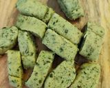 लेयर वाली खस्ता मेथी मठरी (Layer wali khasta methi mathri recipe) रेसिपी चरण 3 फोटो