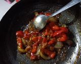 Foto langkah ke 2 dari resep 38. Grilled black pepper chicken steak with paprika sauce.