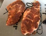 Une image de l'étape 3 de Côtes de porc marinées panées.