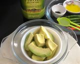 A picture of step 1 of Creamy Avocado Dip.