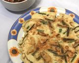 Foto langkah ke 7 dari resep 4. Pancake Korea (Buchujeon).