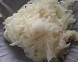 A picture of step 2 of Potato momos.