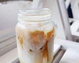 Foto langkah ke 5 dari resep Es Kopi Susu Kekinian ala Café.