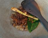 Foto langkah ke 5 dari resep Rawon Daging Khas Jawa Timur.