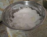 Foto del paso 2 de la receta: Bizcocho sin harina y azúcar