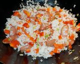 Foto del paso 3 de la receta: Chaufa de vienesas