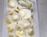 Foto del paso 1 de la receta: Ojos sangrientos de huevo (entrante para Halloween)