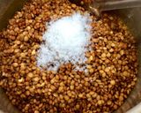 A picture of step 2 of Masoor Masala.