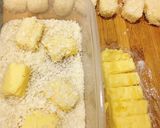 Hình bước làm 6 của món Cách làm bánh sữa tươi chiên bằng nồi chiên không dầu