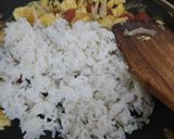 Foto langkah ke 4 dari resep Nasi goreng simple.