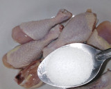 Foto del paso 1 de la receta: Pollo tapado