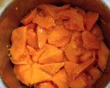 आमरस (aamras recipe in marathi) रेसिपी स्टेप 3 फोटो 