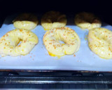 Foto del paso 13 de la receta: Roscones tiernos de leche, mantequilla y pepitas de chocolate