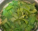 Spenótos burgonyakrémleves recept fázis 2 fotója