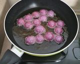 Foto langkah ke 8 dari resep Bola-bola Ubi.