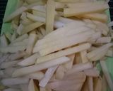 Foto langkah ke 1 dari resep Kentang goreng renyah.