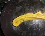 A picture of step 6 of Haldi Ka Lachha Paratha.
