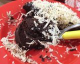 Foto langkah ke 5 dari resep Brownies cokelat kukus lembut.