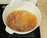 Foto langkah ke 7 dari resep Udang Goreng Asam Jawa Devina Hermawan.