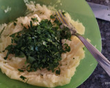 Foto del paso 2 de la receta: Tortitas de patatas rellenas