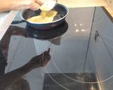 Foto del paso 3 de la receta: Tortilla de gulas