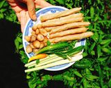 Hình bước làm 1 của món Mì căn que xào nghệ chay