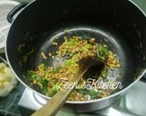 A picture of step 2 of Tomato Seviyan (Vermicelli).