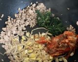 A picture of step 3 of Kimchi fried rice (Pork).