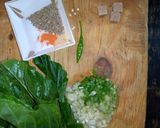 A picture of step 1 of ONE POT RICE WITH SPINACH MEAL.