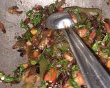 A picture of step 4 of Sindhi masala pulao.