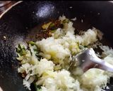 A picture of step 3 of Raw Papayas Sambharo.