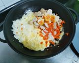 Foto langkah ke 3 dari resep 53. Nasi Panggang Keju.