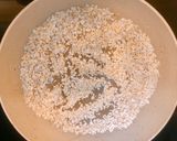 Hình bước làm 1 của món Bánh táo yến mạch rang mật ong