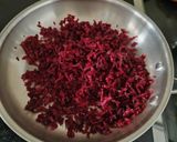 A picture of step 2 of Beetroot pachadi.