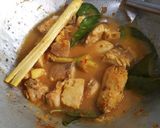 Foto langkah ke 4 dari resep Ikan Tuna Kuah Kuning No Santan.