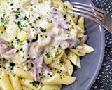 Foto del paso 7 de la receta: Macarrones con ternera en salsa de puerro y queso de cabra con trufa