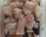 Foto del paso 1 de la receta: Pollo con almendras