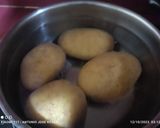 A picture of step 5 of Patatas Bravas.