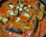 Foto del paso 6 de la receta: Calabacines en salsa cremosa🥛de pimentón🌶️🧀🍎