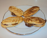 Foto del paso 11 de la receta: Montaditos de solomillo de ternera, manzana y cebolla confitada