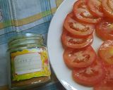 Foto del paso 2 de la receta: Tomate con curry, oliva y vinagre de vino torrontes