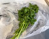 Une image de l'étape 3 de Tagliatelles à la viande séchée, girolles et crème de courgettes.