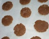 A picture of step 6 of Christmas ginger cookies.