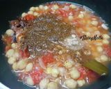 A picture of step 4 of Zero Oil / Ghee Chana Masala with Puri.