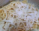 A picture of step 2 of Chinese Bhail.