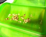 Foto del paso 2 de la receta: Gambones en salsa de ostras y bimi en el microondas con estuche Lékué