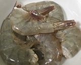 Foto langkah ke 1 dari resep Udang Tepung Instant.